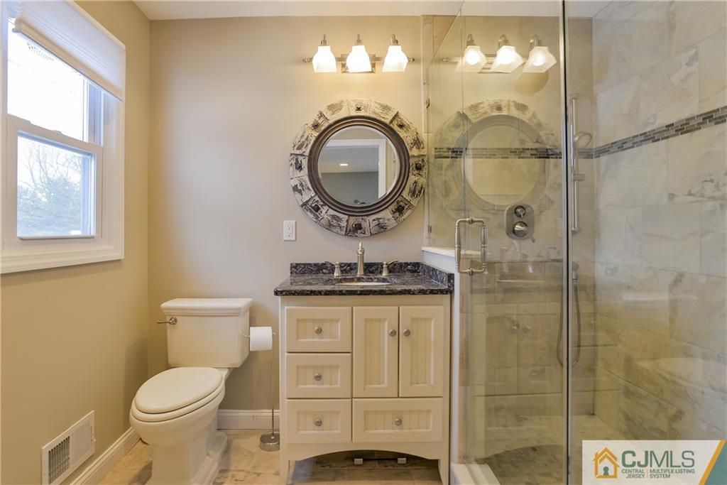 8 Glenbrook Road Freehold, NJ 07728 - Photo 11 of 25 Gallery Image 11