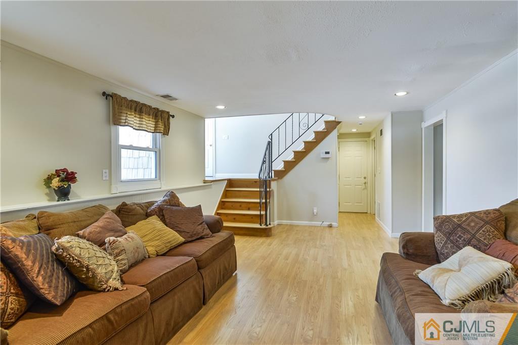 8 Glenbrook Road Freehold, NJ 07728 - Photo 19 of 25 Gallery Image 19
