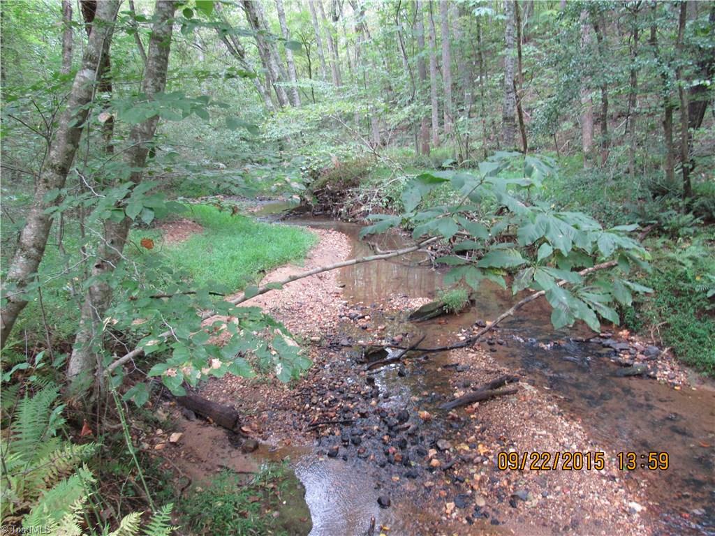 3 Whispering Creek Road King, NC 27021 - Photo 2 of 9 Gallery Image 2