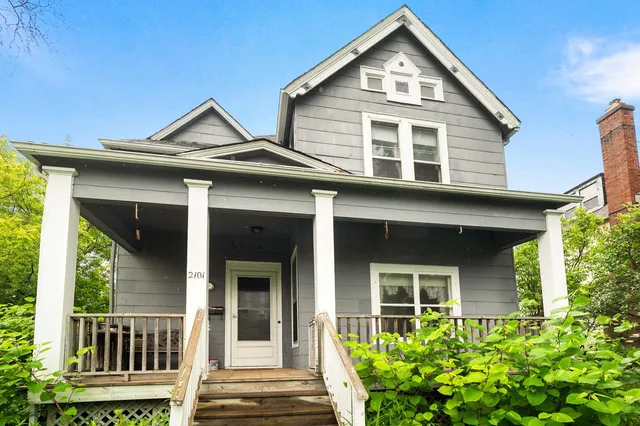 $297,900 | 2101 East 1st Street, Duluth, MN 55812