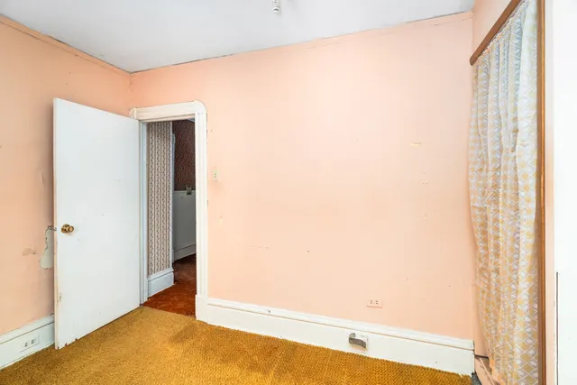 $297,900 | 2101 East 1st Street, Duluth, MN 55812