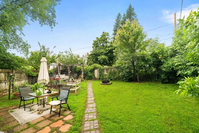 $297,900 | 2101 East 1st Street, Duluth, MN 55812