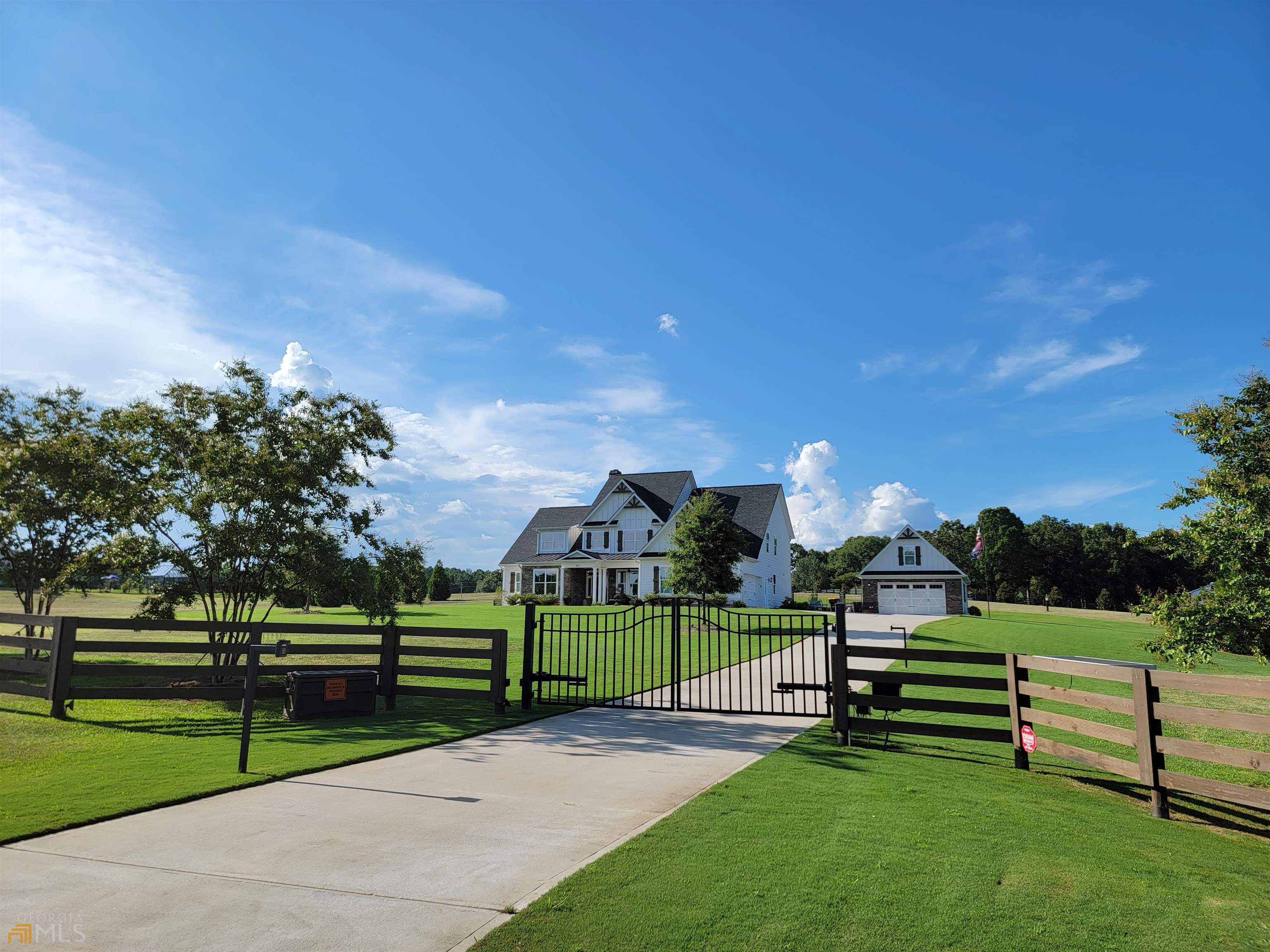 441 Price Road Brooks, GA 30205 - Photo 1 of 1 a view of a park with large trees