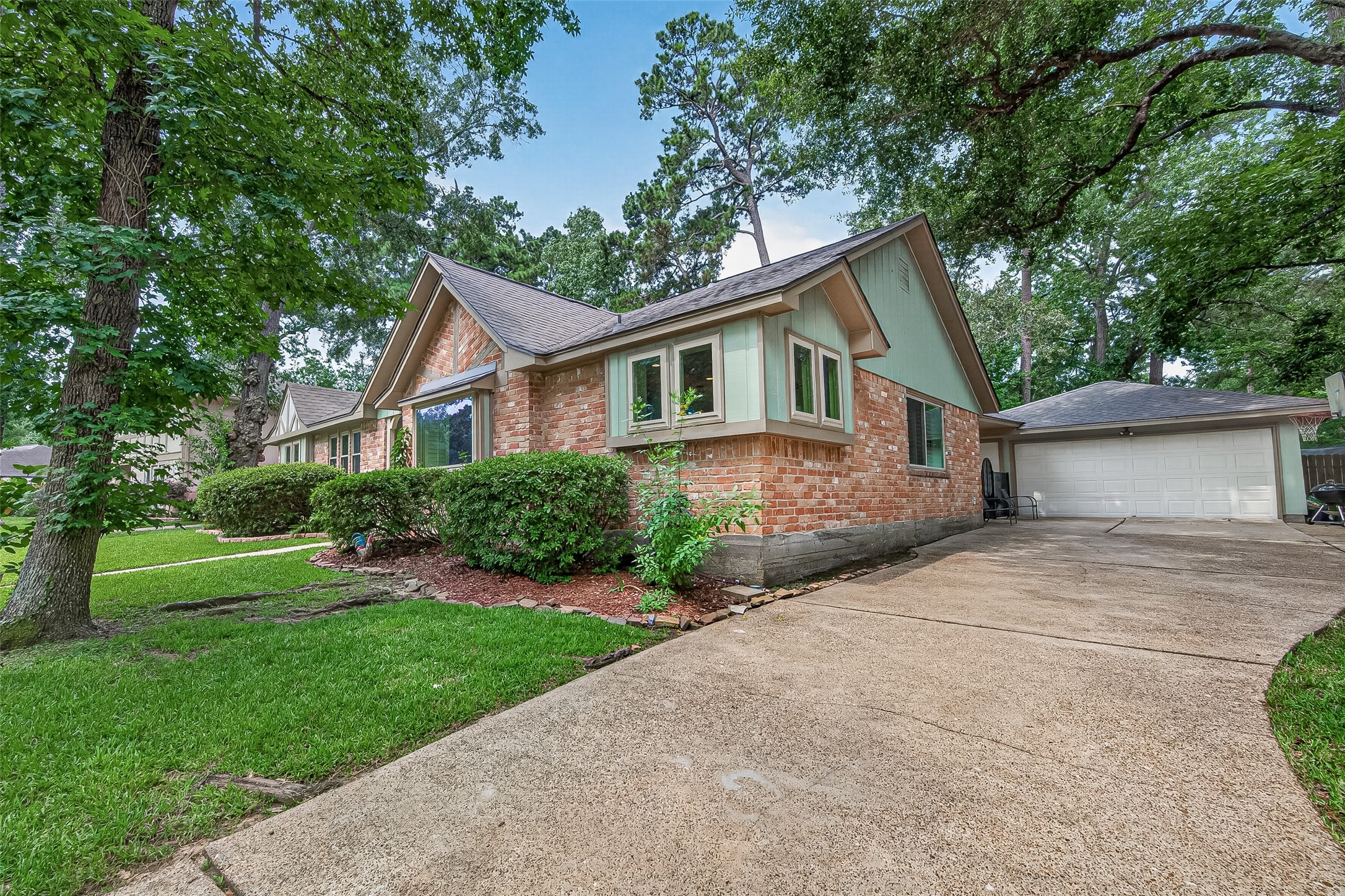 23011 Fox Hunt Drive Spring, TX 77389 - Photo 10 of 50