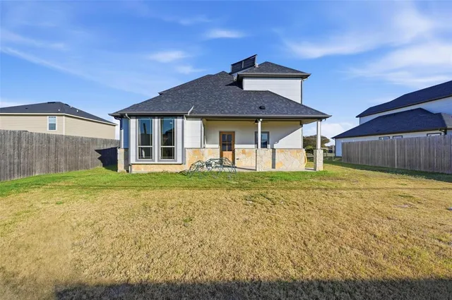 $430,000 | 3131 Sanger Creek Way, Waxahachie, TX 75165