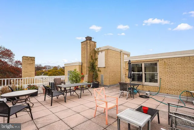 $299,900 | 3025 Ontario Road Northwest, Unit 203, Washington, DC 20009