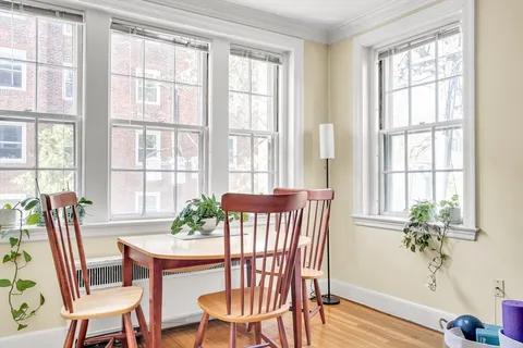 $679,000 | 393 Broadway, Unit 10, Cambridge, MA 02139