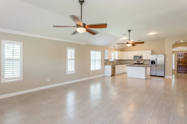 $2,100 | 226 Village Crest Drive, Richmond, TX 77469