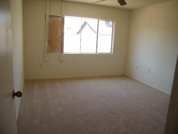 6155 Casper Road Mesa, AZ 85205 - Photo 11 of 11 LARGE MASTER W/ WALK in CLOSET
