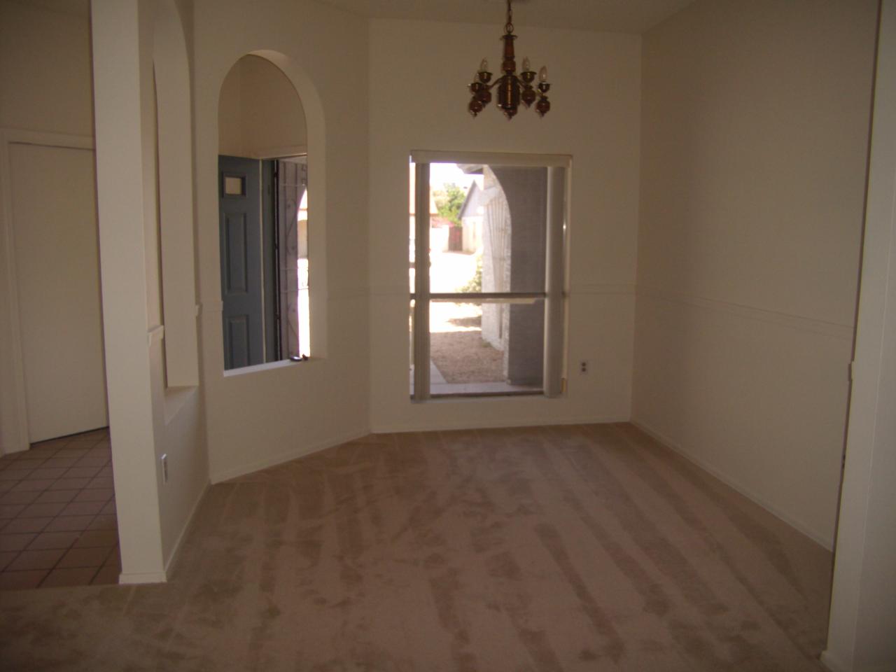 6155 Casper Road Mesa, AZ 85205 - Photo 4 of 11 A REAL DINNING ROOM