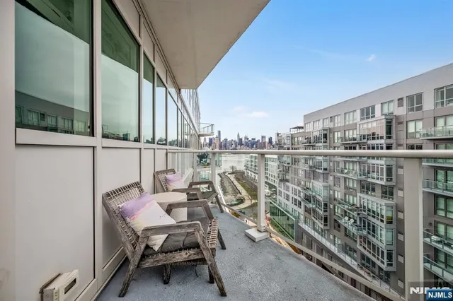 $1,549,000 | 800 Ave At Port Imperial, Unit 920, Weehawken, NJ 07086