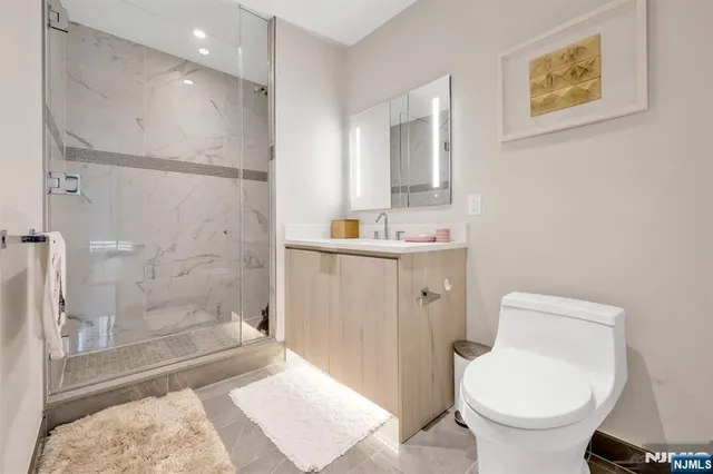 $1,549,000 | 800 Ave At Port Imperial, Unit 920, Weehawken, NJ 07086