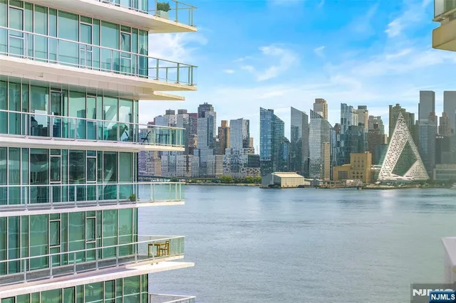 $1,549,000 | 800 Ave At Port Imperial, Unit 920, Weehawken, NJ 07086