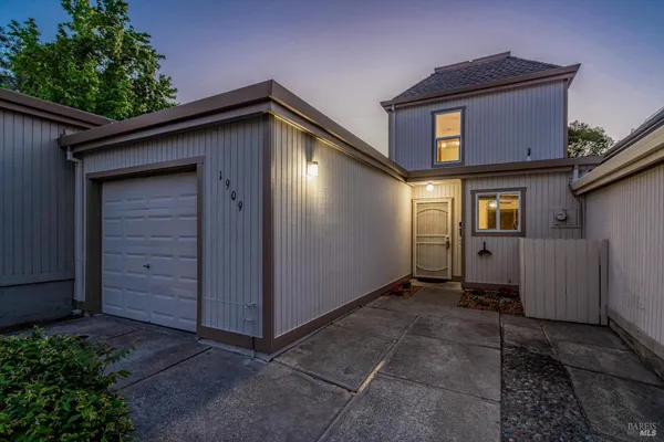 $529,000 | 1909 Knolls Drive, Santa Rosa, CA 95405