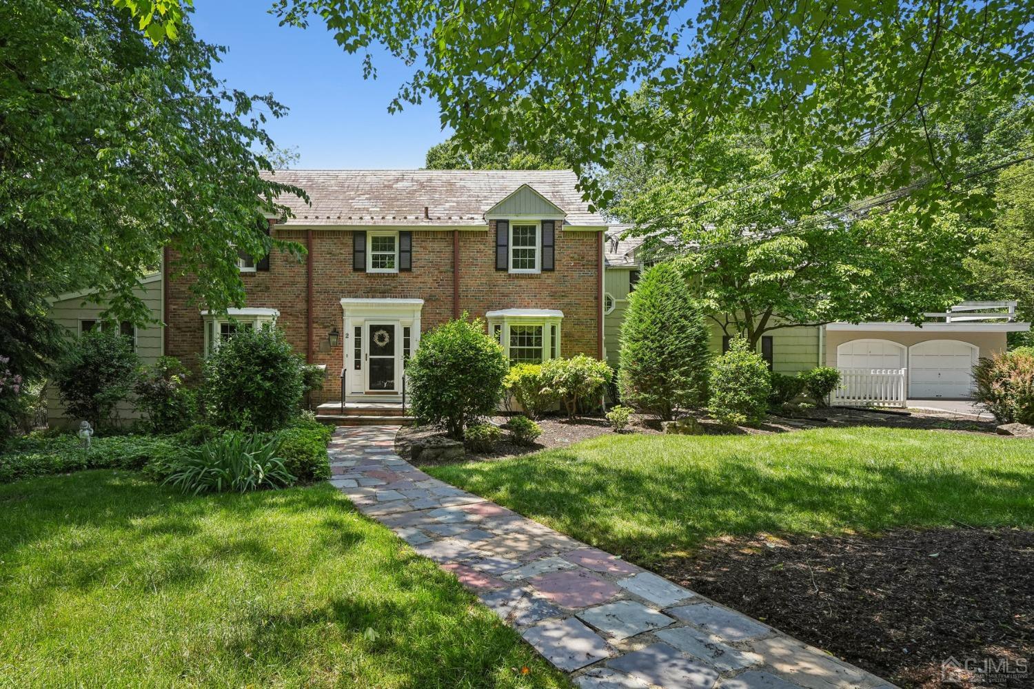 2 Ridge Lane Colonia, NJ 07067 - Photo 1 of 32 Gallery Image 1