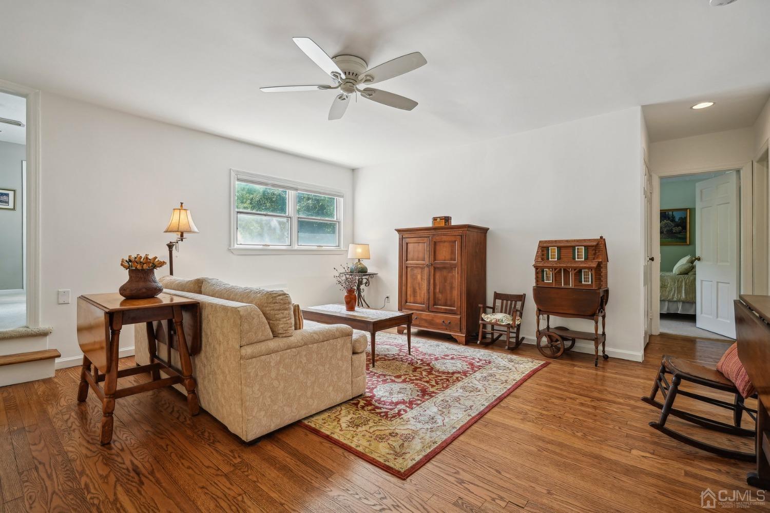 2 Ridge Lane Colonia, NJ 07067 - Photo 12 of 32 Gallery Image 12