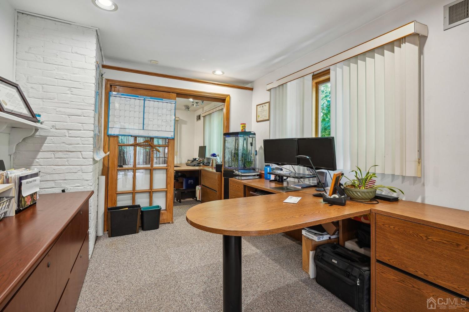 2 Ridge Lane Colonia, NJ 07067 - Photo 19 of 32 Gallery Image 19
