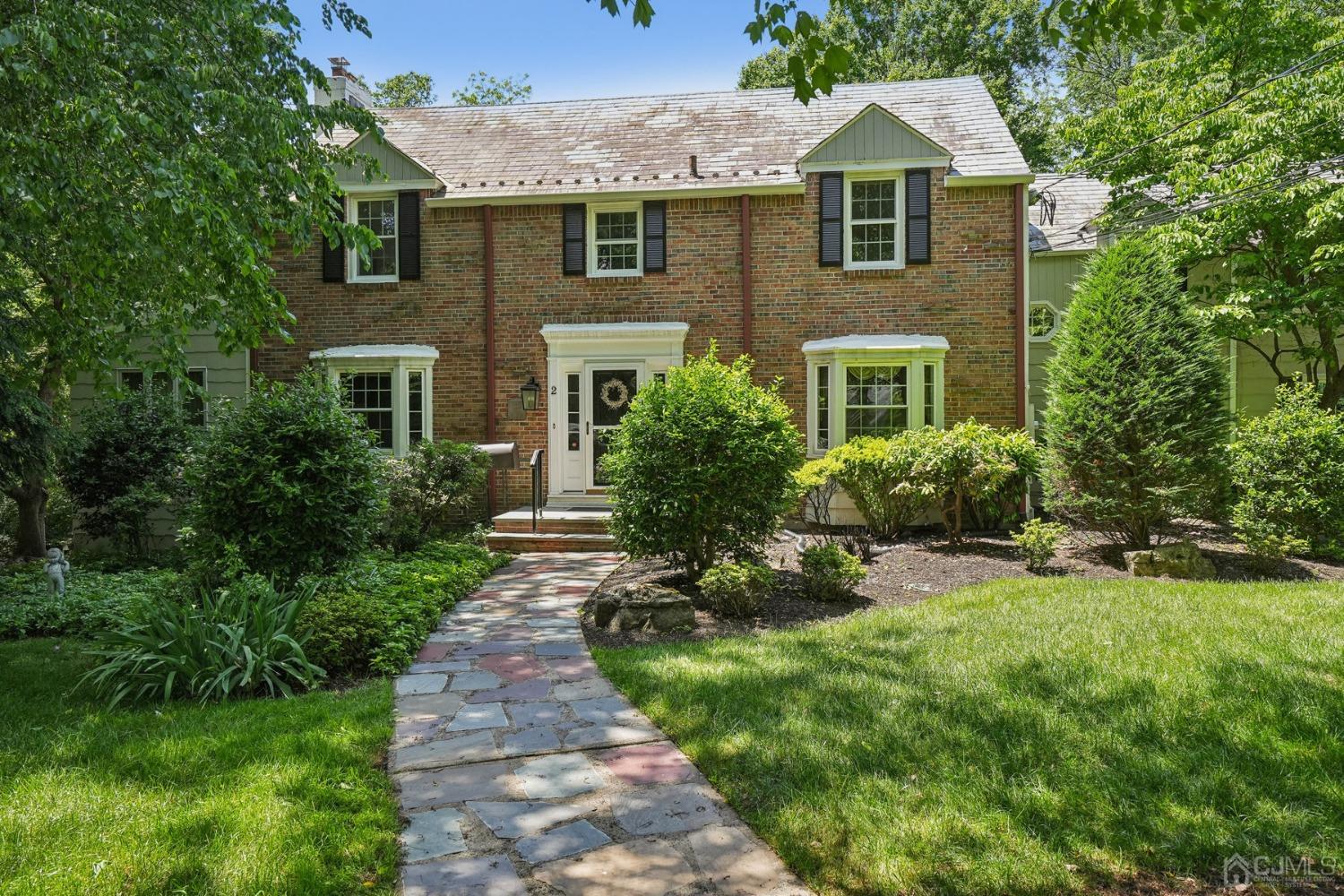 2 Ridge Lane Colonia, NJ 07067 - Photo 2 of 32 Gallery Image 2