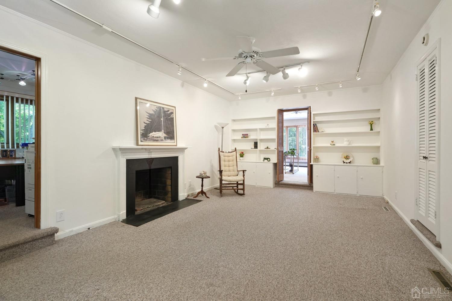 2 Ridge Lane Colonia, NJ 07067 - Photo 26 of 32 Gallery Image 26