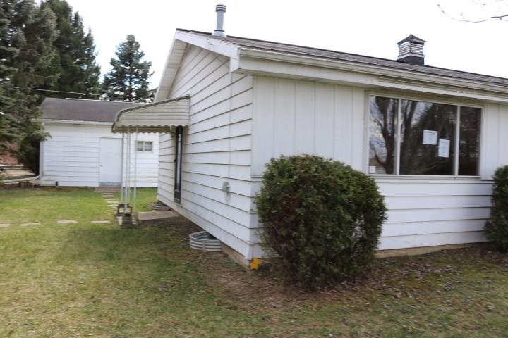514 Freeport Road Butler, PA 16002 - Photo 2 of 10