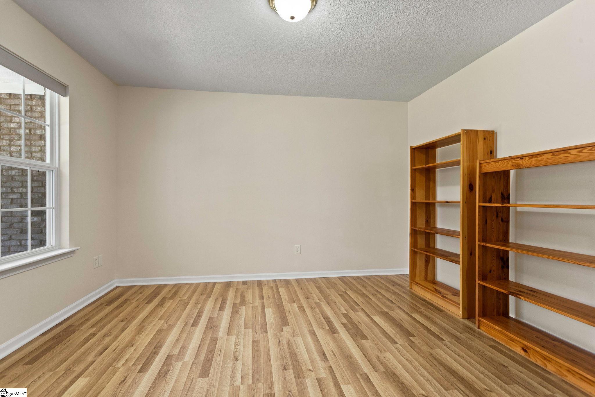 111 Dillard Road Duncan, SC 29334 - Photo 11 of 45 Gallery Image 11