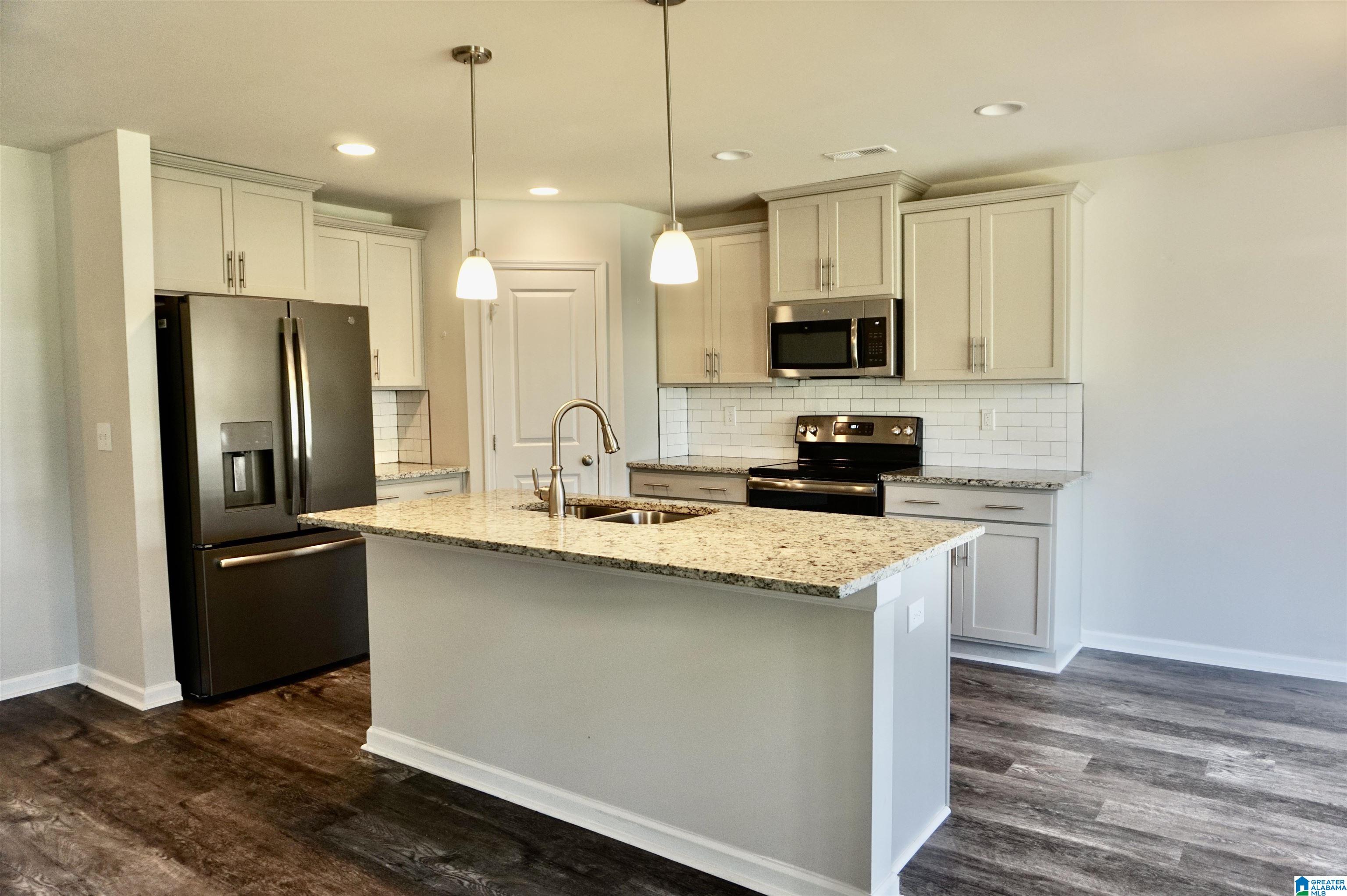 1113 Southwest Colonial Drive Cullman, AL 35055 - Photo 9 of 42