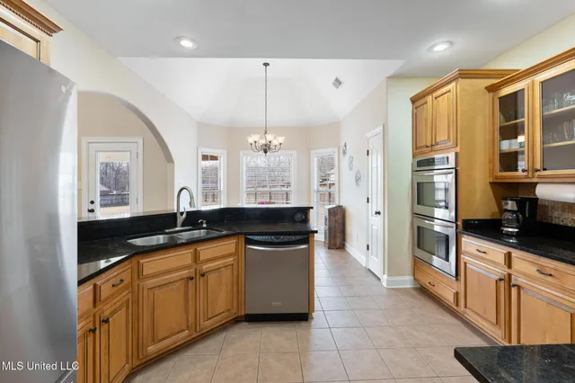 $425,000 | 1765 Weatherby Drive, Hernando, MS 38632