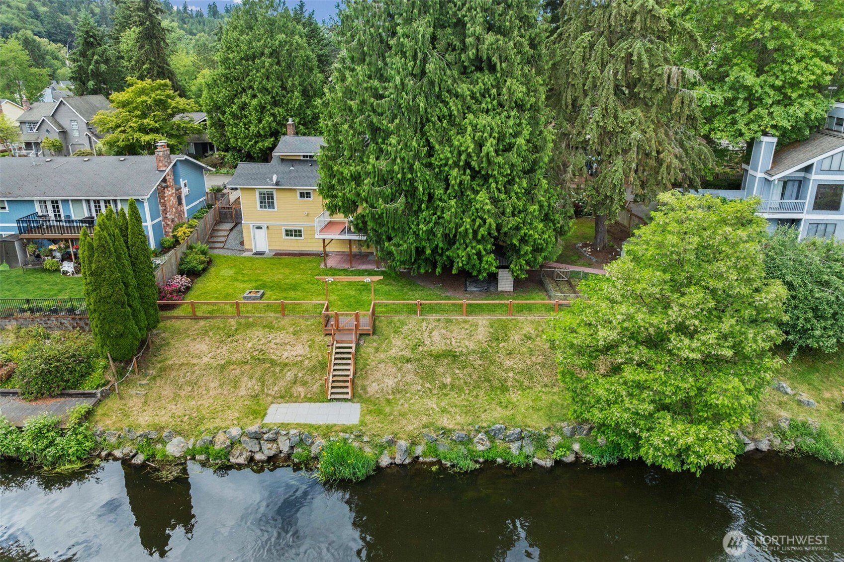 17502 113th Avenue Northeast Bothell, WA 98011 - Photo 27 of 36