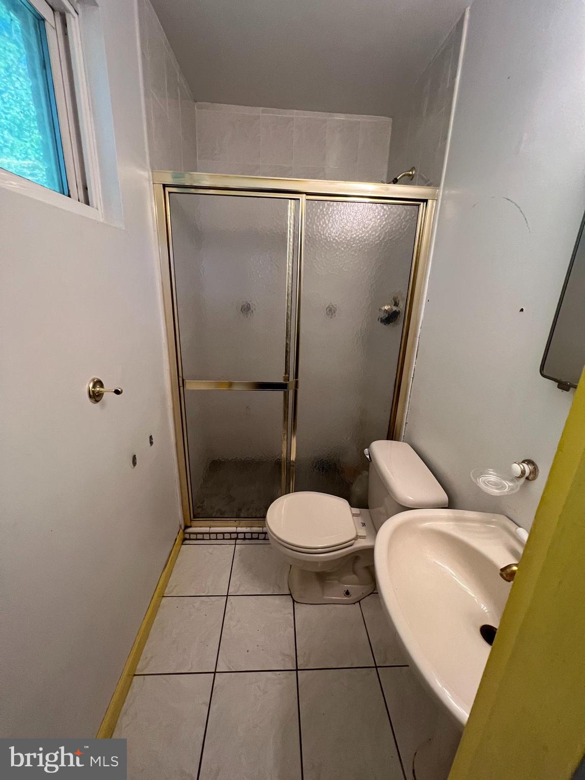 5007 Aspen Hill Road Rockville, MD 20853 - Photo 12 of 17 Primary Bathroom