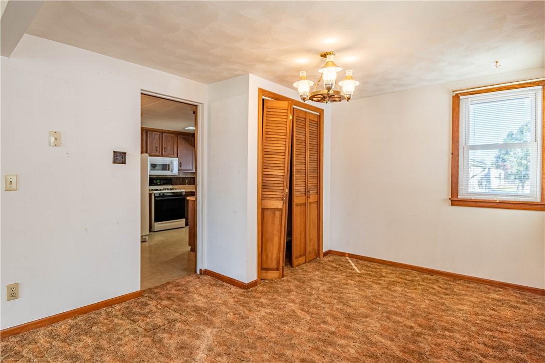 5460 East Firehouse Road Decatur, IL 62521 - Photo 7 of 33
