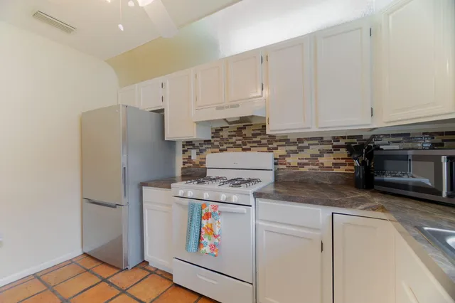 $5,900 | 6130 Francis Street, Jupiter, FL 33458