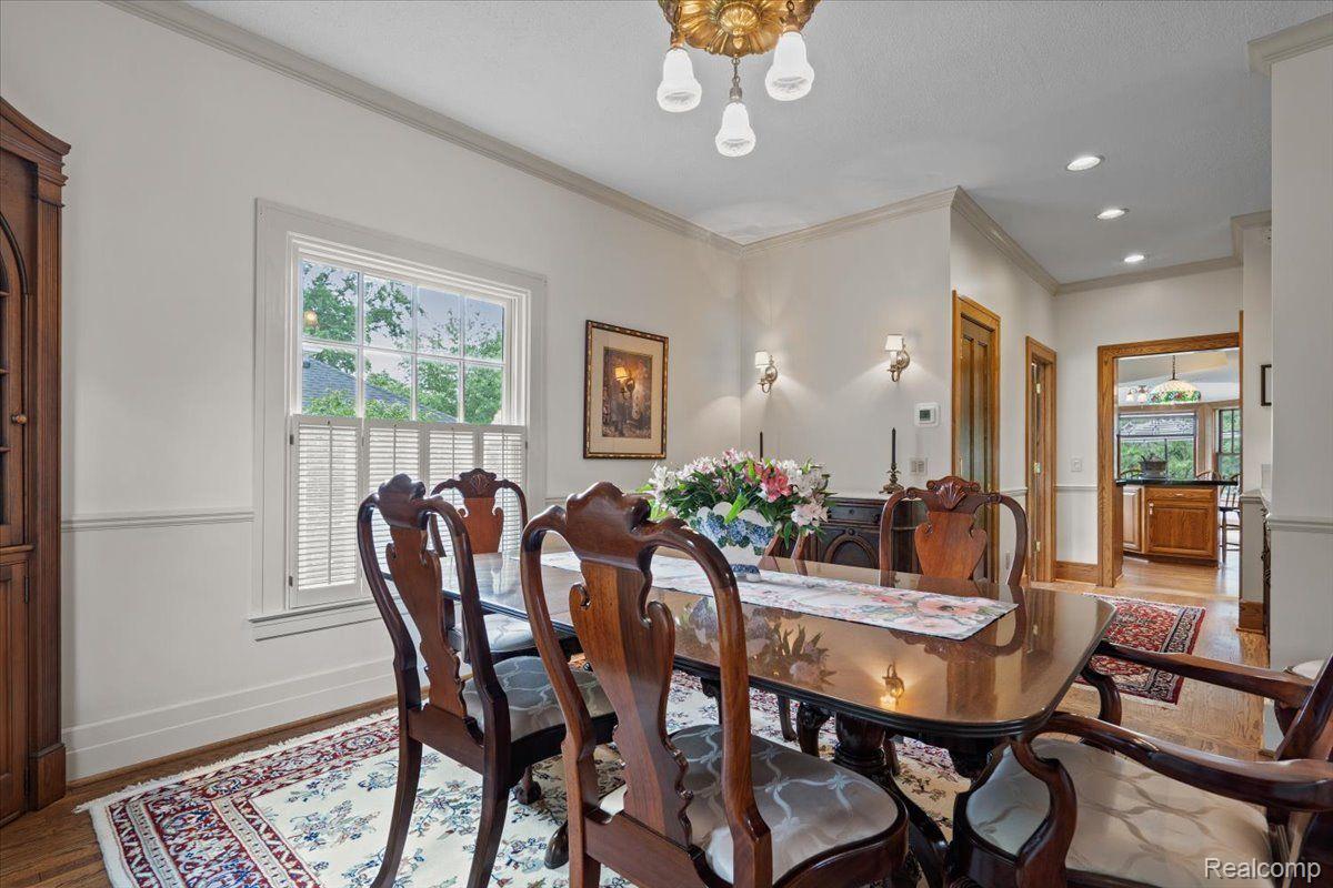 1260 Yorkshire Road Birmingham, MI 48009 - Photo 20 of 49 Gallery Image 20