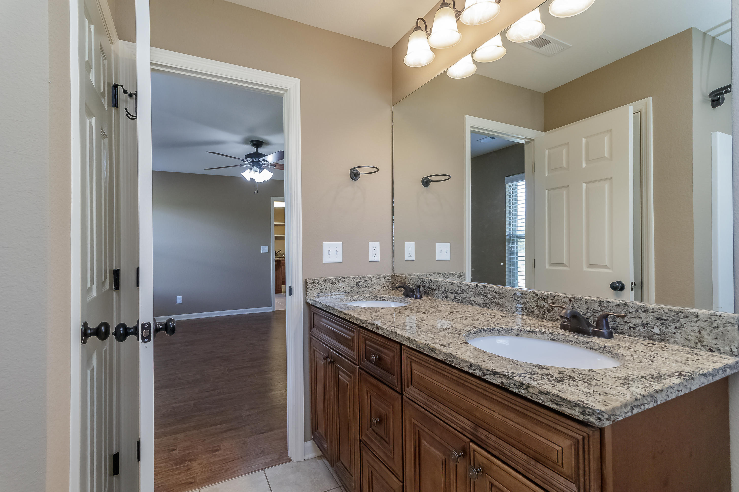 179 Quail Road LaFayette, GA 30728 - Photo 20 of 30 Master Bathroom