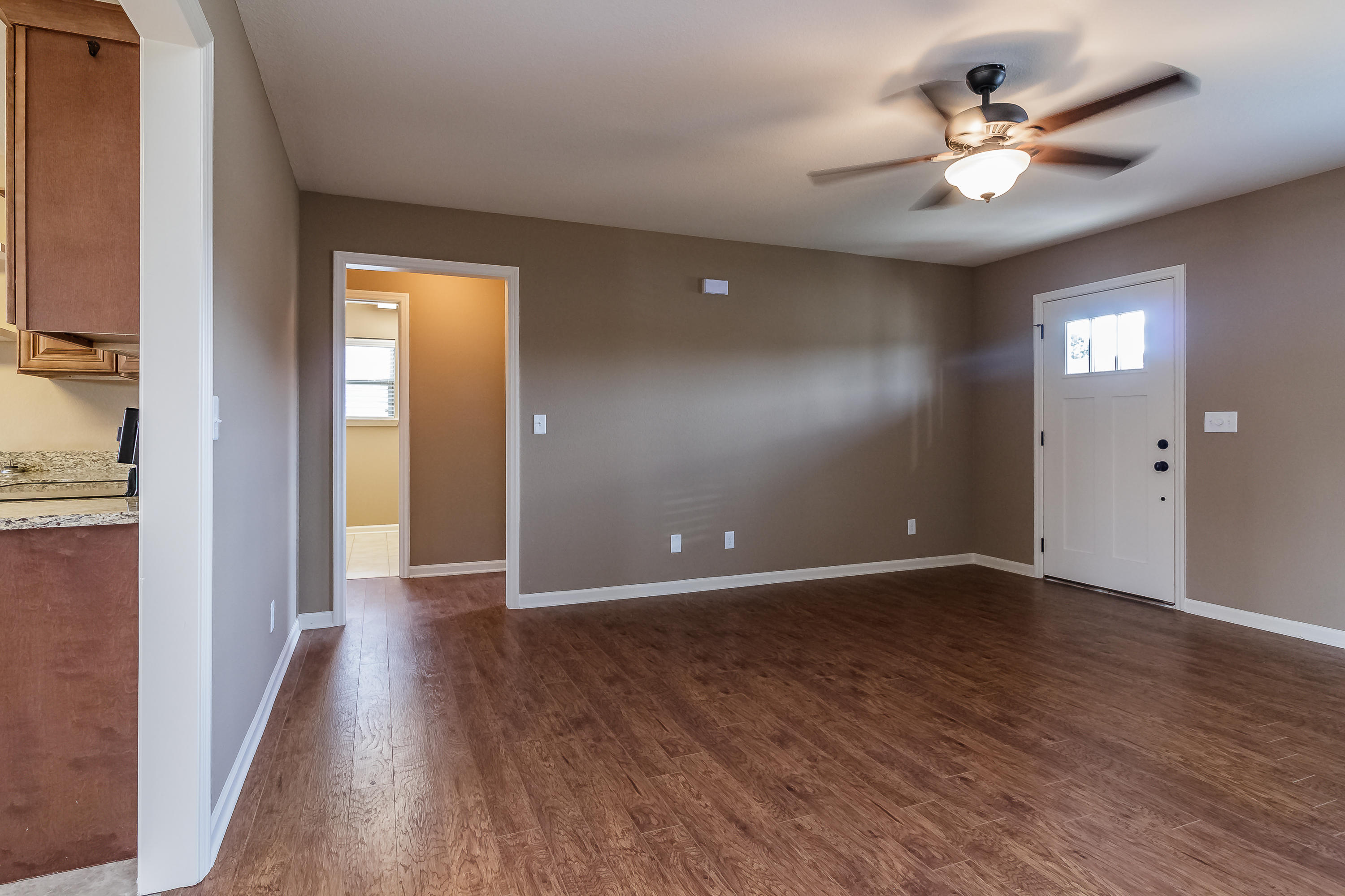 179 Quail Road LaFayette, GA 30728 - Photo 5 of 30 Living Room