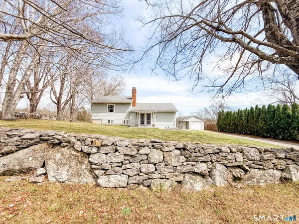 $425,000 | 53 Prospect Street, Woodstock, CT 06281