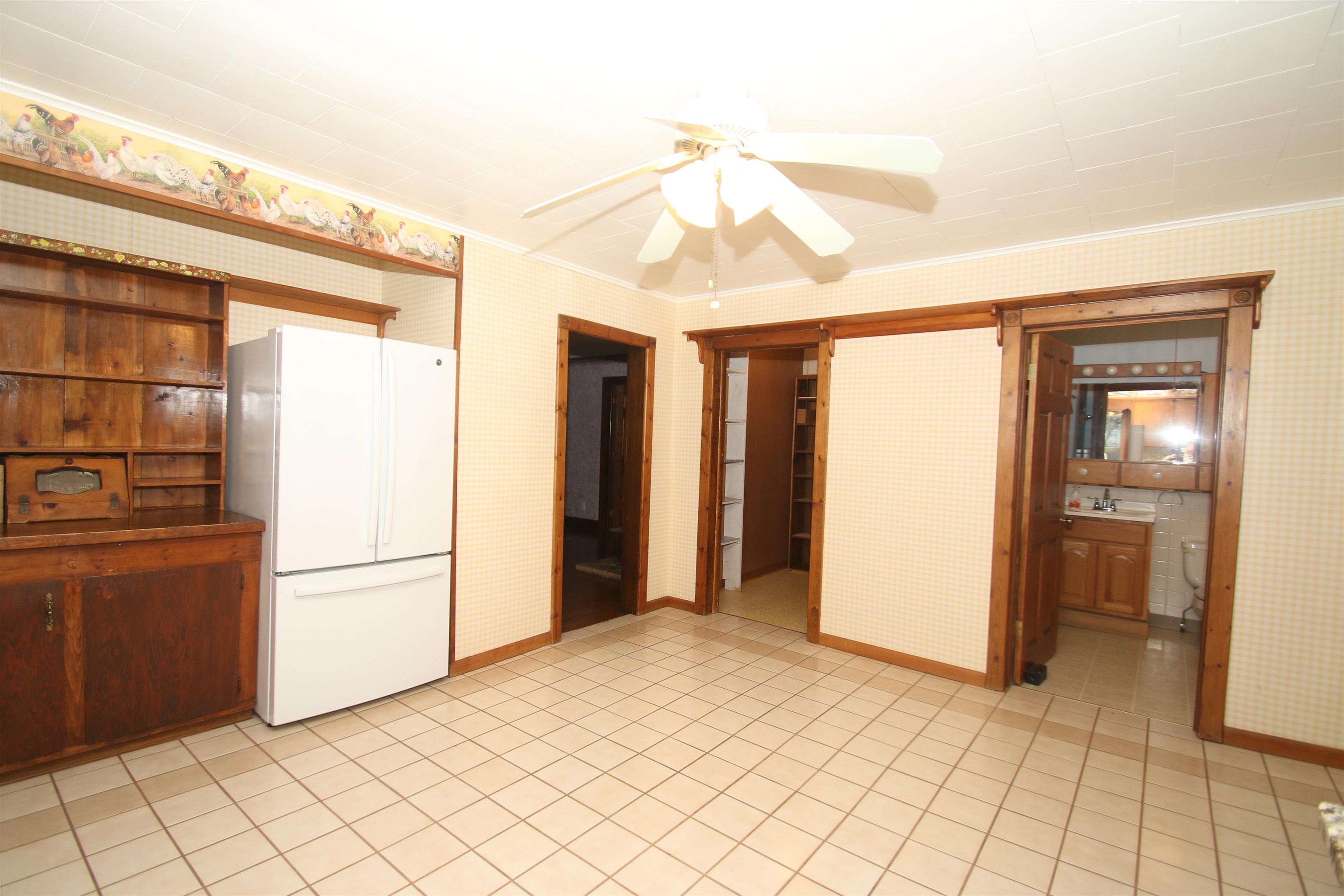 10926 Hill Road Garden Prairie, IL 61038 - Photo 10 of 53 a view of a interior in the house