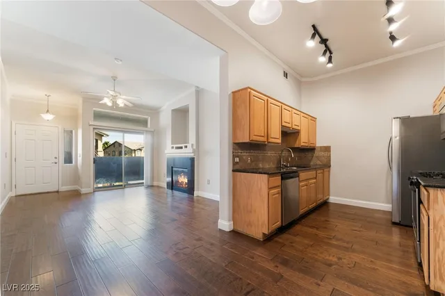 $1,680 | 8805 Jeffreys Street, Unit 2005, Las Vegas, NV 89123