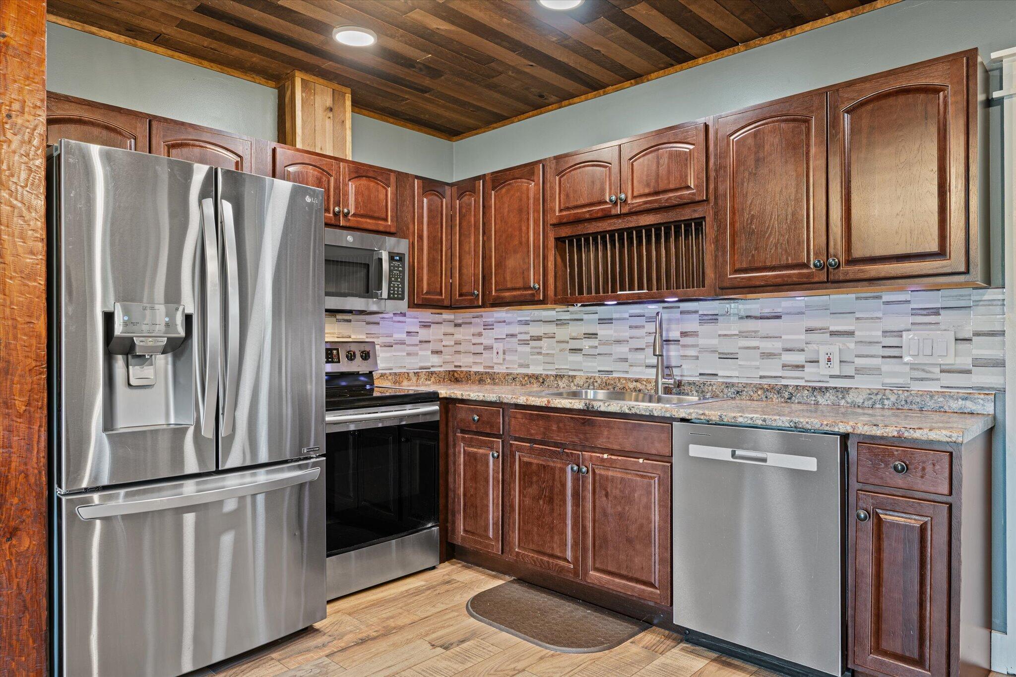 207 River Road Maxfield, ME 04453 - Photo 9 of 37 09-Kitchen