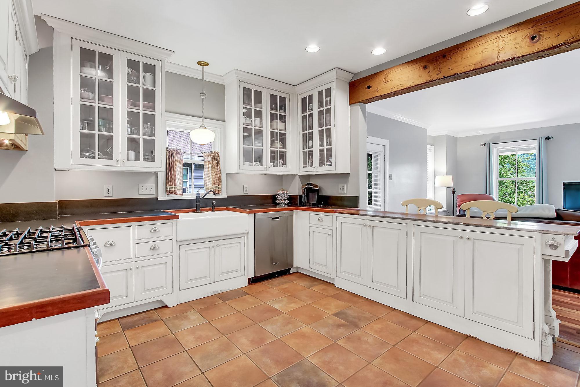 1367 Friedensburg Road Reading, PA 19606 - Photo 7 of 26