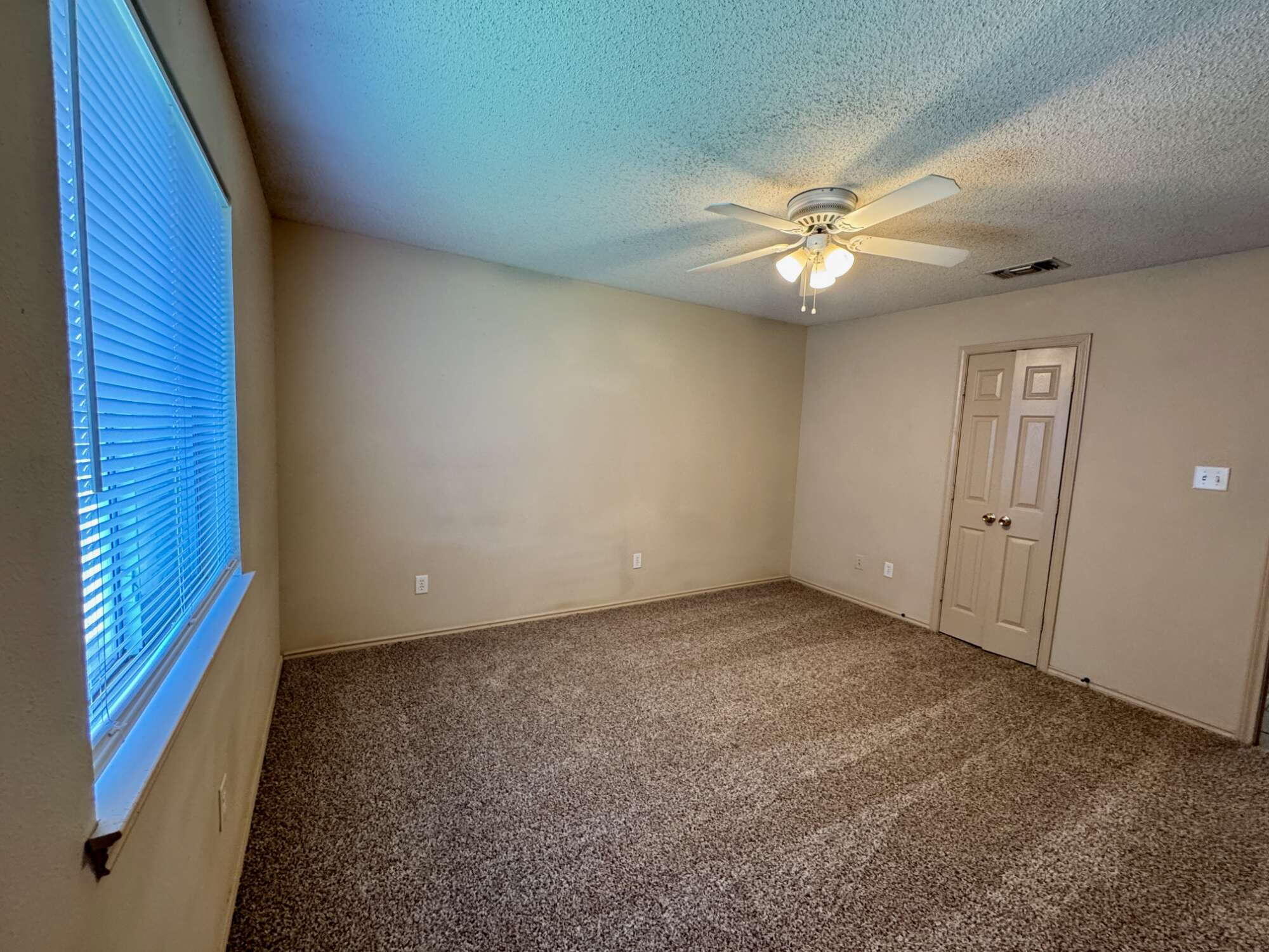 6311 7th Street, Unit UINT 1 Lubbock, TX 79416 - Photo 8 of 13 IMG_8142