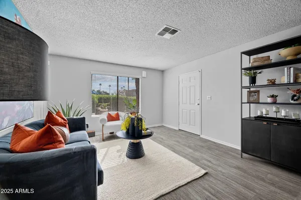$1,100 | 1320 North McQueen Road, Unit E1, Chandler, AZ 85225