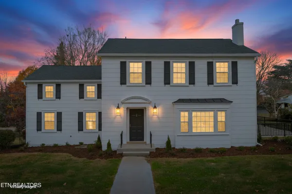 $479,900 | 814 East Jefferson Street, Jefferson City, TN 37760