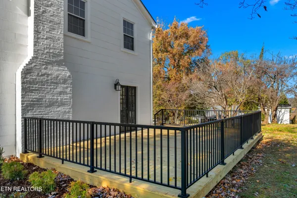 $479,900 | 814 East Jefferson Street, Jefferson City, TN 37760