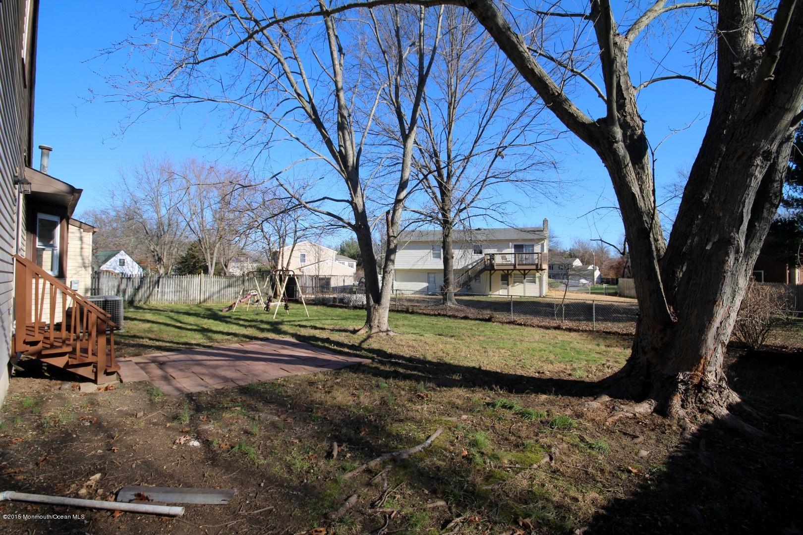 204 Weldon Road Manchester Township, NJ 08759 - Photo 3 of 20 5