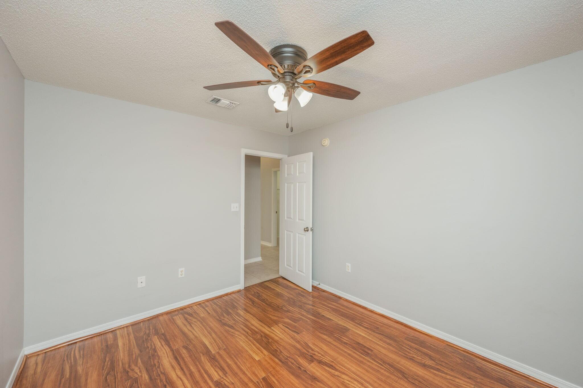667 Randall Roberts Road Fort Walton Beach, FL 32547 - Photo 27 of 43 27-web-or-mls-667-randall-roberts-rd