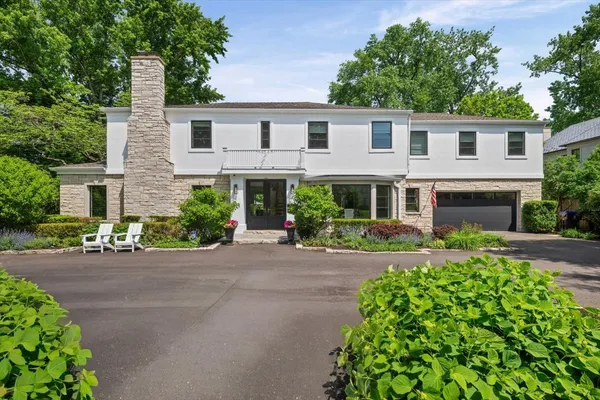$2,850,000 | 911 Oak Drive, Glencoe, IL 60022