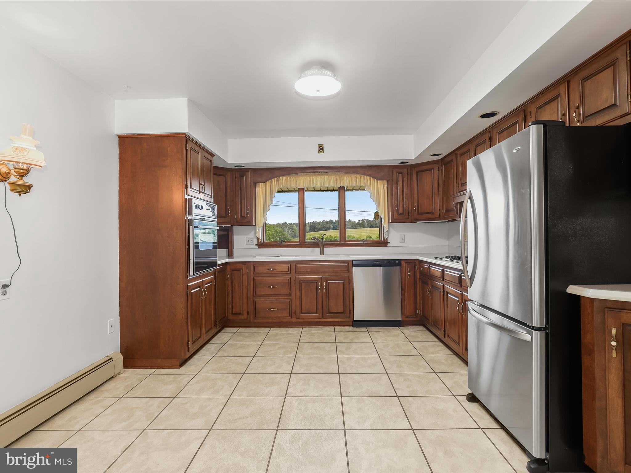 2177 Manchester Road Westminster, MD 21157 - Photo 22 of 44 Kitchen