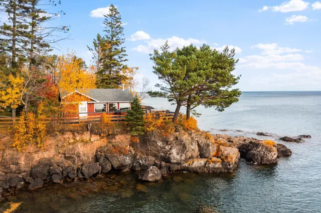 $341,000 | 540 Old North Shore Road, Unit 7, Two Harbors, MN 55616