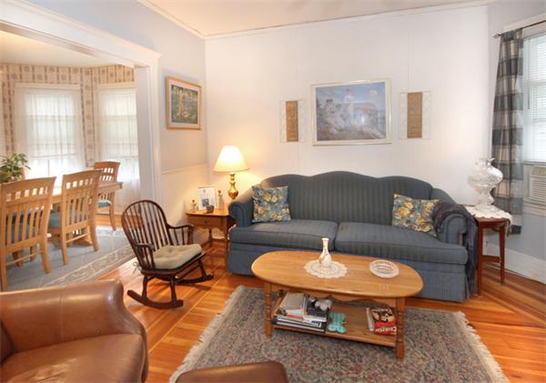 41 Chetwynd Road Somerville, MA 02144 - Photo 3 of 25 Gallery Image 3
