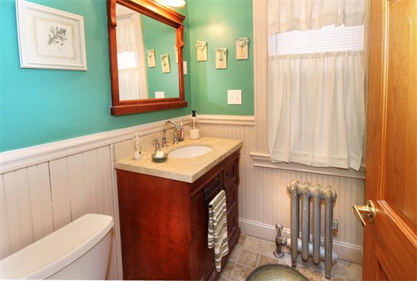 41 Chetwynd Road Somerville, MA 02144 - Photo 9 of 25 Gallery Image 9